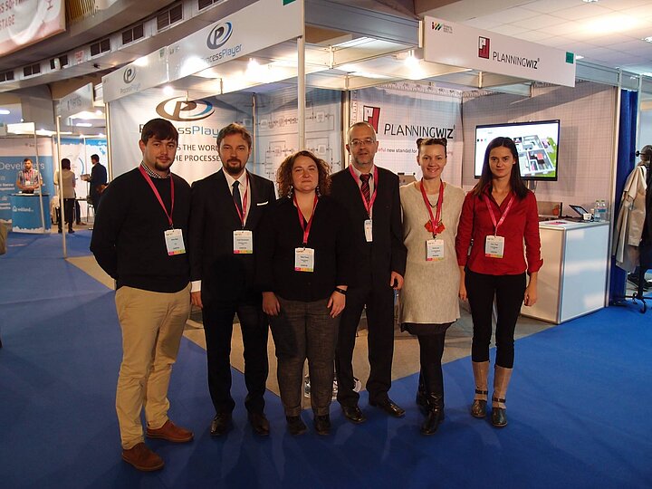 Arxia Team at Exhibitors at Internet & Mobile World 2015
